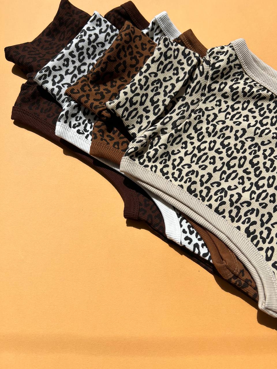 IMG_0903 تاپ یقه اسکی پلنگی کد 13271 - Image 1