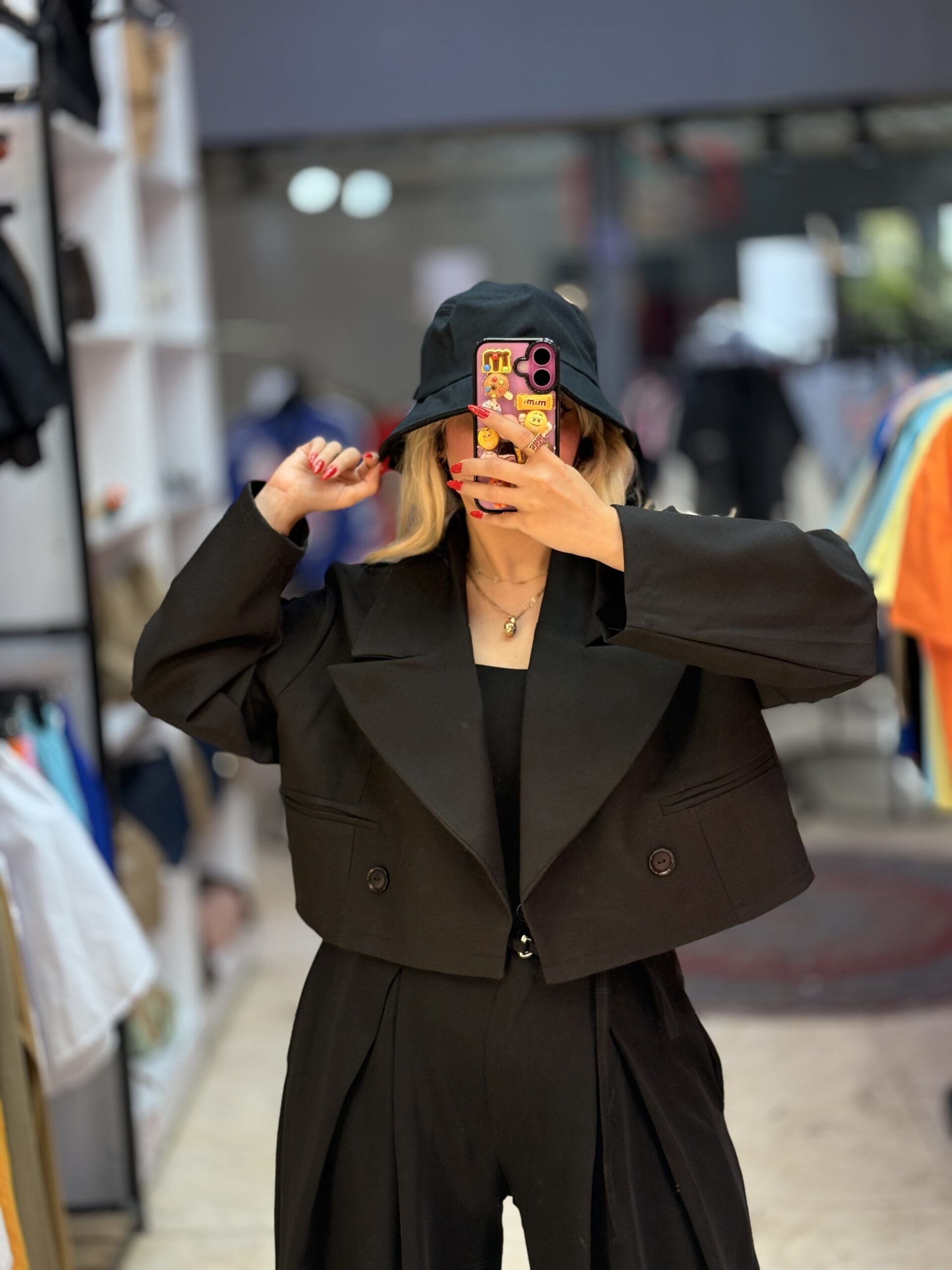 IMG_9598 کراپ کت ری ری کد 13688 - Image 1